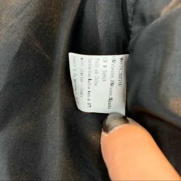 Short Black Blazer Size Small - Picture 7 of 7